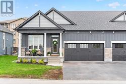 235 SHINNY AVENUE Ottawa, ON K2V 0B9