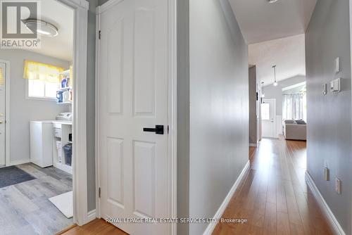 23 Annapolis Way, Hamilton, ON - Indoor Photo Showing Other Room