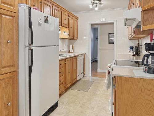 16 Spencer Road, Centreville, NL 