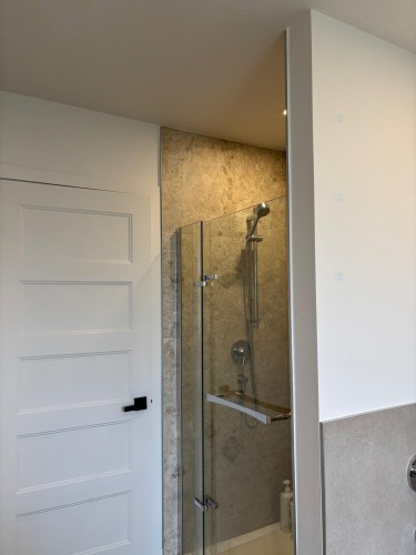 Bathroom - 2-338 Rue St-Raphael, Salaberry-De-Valleyfield, QC - Indoor Photo Showing Bathroom
