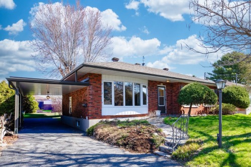 208 13e Avenue  Saint-Jean-Sur-Richelieu, QC J2X 1C6