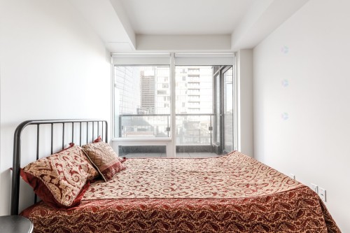 Chambre à coucher - 905-1288 Rue St-Antoine O., Montréal (Ville-Marie), QC - Indoor Photo Showing Bedroom