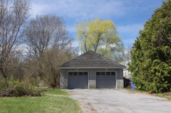 Garage - 