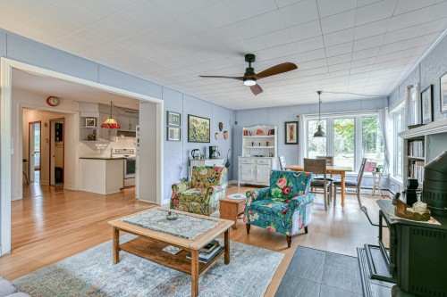 Salon - 3122 1Er Rang De Doncaster, Val-David, QC - Indoor Photo Showing Living Room