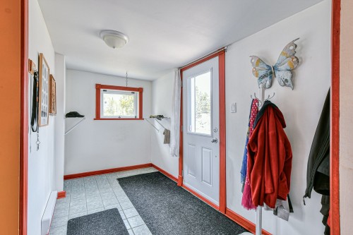 Hall d'entrée/Vestibule - 3122 1Er Rang De Doncaster, Val-David, QC - Indoor Photo Showing Other Room