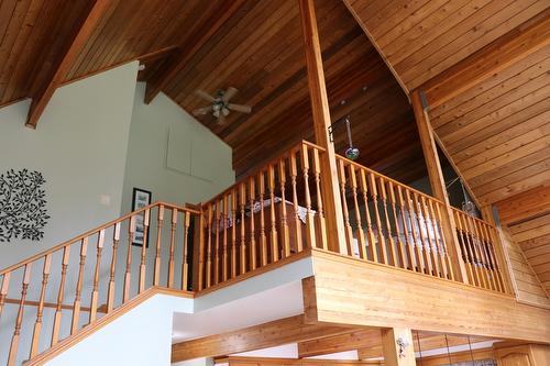 432 Bayles Road, Nakusp, BC - Indoor Photo Showing Other Room