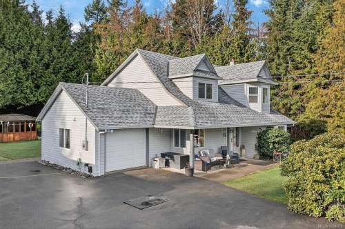 1136 Corcan Rd, Qualicum Beach, BC 