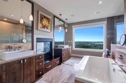 2607 Ruby Crt, Langford, BC 