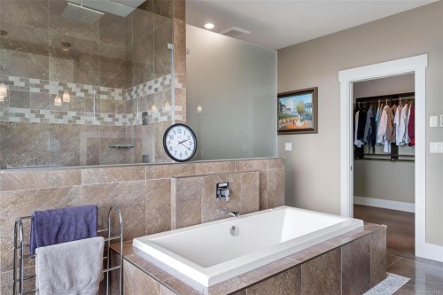 2607 Ruby Crt, Langford, BC 