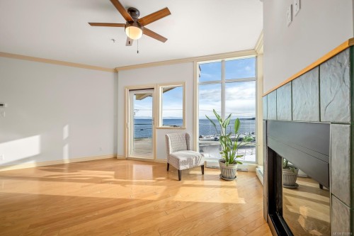 303-2676 Island Hwy  Campbell River, BC V9W 1C7