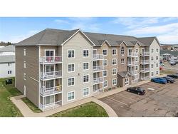 206-33 Sifroi ST Dieppe, NB E1A 1L6