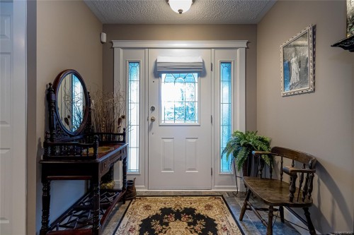 7072 Willis Point Rd, Central Saanich, BC 