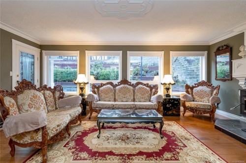 7072 Willis Point Rd, Central Saanich, BC 