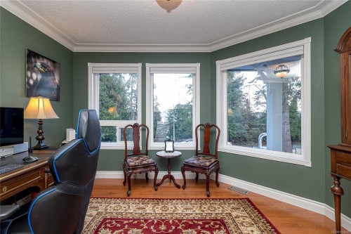 7072 Willis Point Rd, Central Saanich, BC 