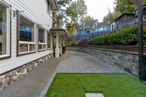 7072 Willis Point Rd, Central Saanich, BC 