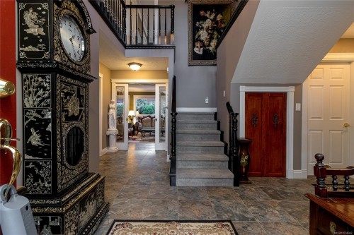 7072 Willis Point Rd, Central Saanich, BC 