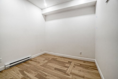 Bureau - 4319 Rue Parthenais, Montréal (Le Plateau-Mont-Royal), QC - Indoor Photo Showing Other Room