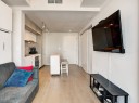 Salon - 4011-1188 Rue St-Antoine O., Montréal (Ville-Marie), QC  - Indoor 