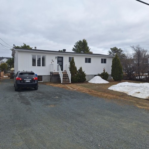 28 Mtée Laframboise  Rouyn-Noranda, QC J9Y 1J5
