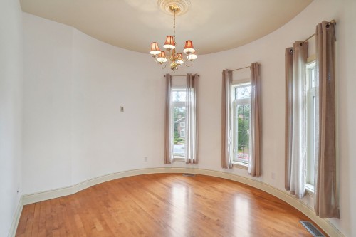 Chambre à coucher principale - 5 Av. Stewart, Pointe-Claire, QC - Indoor Photo Showing Other Room