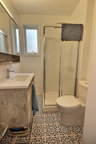 Salle de bains - 119 10E Rue, Rouyn-Noranda, QC - Indoor Photo Showing Bathroom