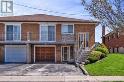 61 BAMFORD CRESCENT Toronto, ON M3N 1T8