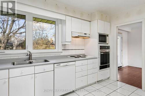 2175 Denise Road, Mississauga, ON - Indoor Photo Showing Kitchen With Double Sink