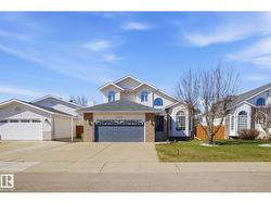 7220 157 AV NW  Edmonton, AB T5Z 2Z7