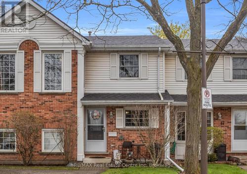 16 - 129 VICTORIA ROAD N  Guelph (Grange Road), ON N1E 6V3