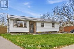 789 AYLMER CRESCENT Kingston (South Of Taylor-Kidd Blvd), ON K7M 6E5