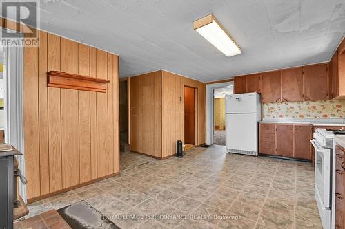 2421 Buckwheat Road W, Edwardsburgh/Cardinal, ON 