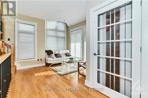 10 - 800 Melwood Avenue, Ottawa, ON - Indoor