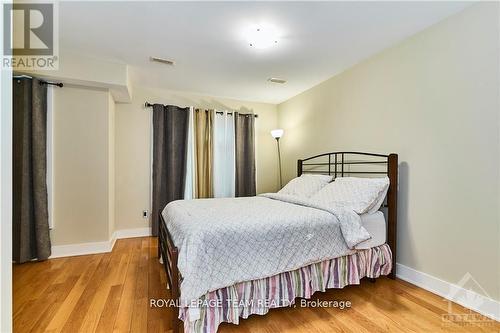10 - 800 Melwood Avenue, Ottawa, ON - Indoor Photo Showing Bedroom