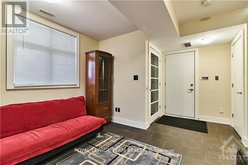 10 - 800 Melwood Avenue, Ottawa, ON - Indoor Photo Showing Other Room