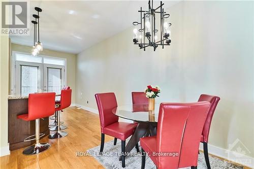10 - 800 Melwood Avenue, Ottawa, ON - Indoor Photo Showing Dining Room