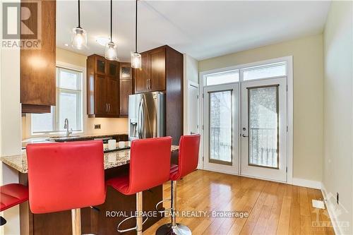 10 - 800 Melwood Avenue, Ottawa, ON - Indoor Photo Showing Kitchen