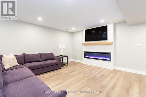 16 Tall Pines Drive, Tiny, ON 
