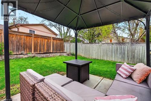 2233 Melissa Crescent, Burlington, ON - Outdoor