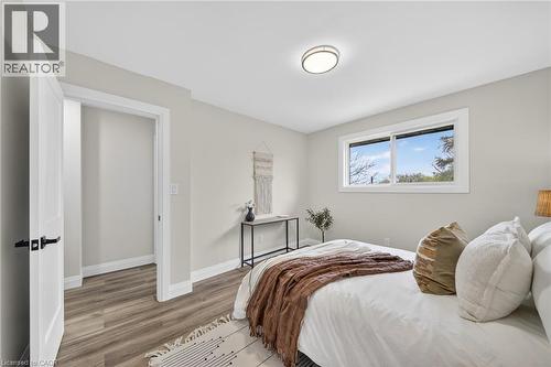 201 Ridge Street, Hamilton, ON - Indoor Photo Showing Bedroom