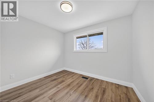 201 Ridge Street, Hamilton, ON - Indoor Photo Showing Other Room