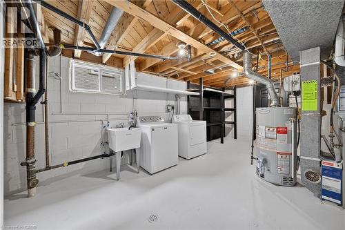 201 Ridge Street, Hamilton, ON - Indoor Photo Showing Laundry Room