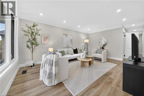 201 Ridge Street, Hamilton, ON - Indoor Photo Showing Other Room