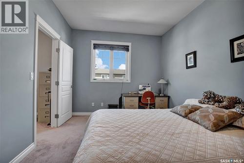44 100 Brooklyn Lane, Warman, SK - Indoor Photo Showing Bedroom