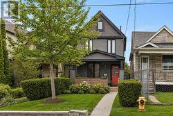 54 EATON AVENUE Toronto, ON M4J 2Z5