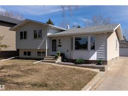 78 GREYSTONE CR Sherwood Park, AB T8A 3E6