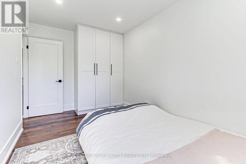 2931 Saint Malo Circle, Mississauga, ON - Indoor Photo Showing Bedroom