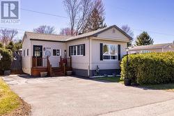 1034 VISTA BARRETT PRIVATE  Ottawa, ON K4P 1C8