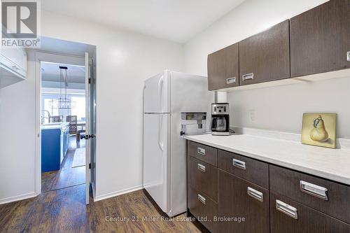 50 Greensview Drive, Kitchener, ON - Indoor Photo Showing Kitchen