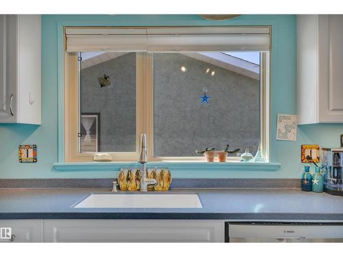 4231 39 Av, Leduc, AB - Indoor