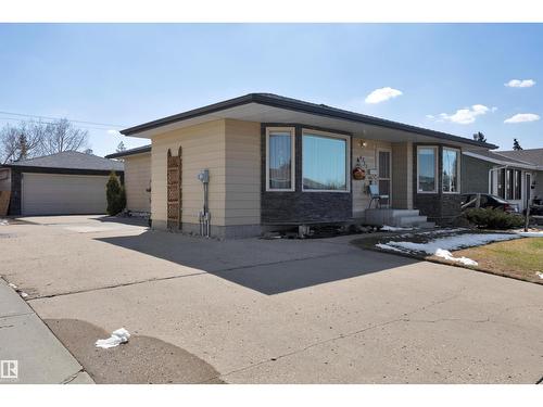 4231 39 Av, Leduc, AB - Outdoor